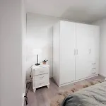 Sea & Aurora Views, New 1br Near Segla-hesten Apartamento