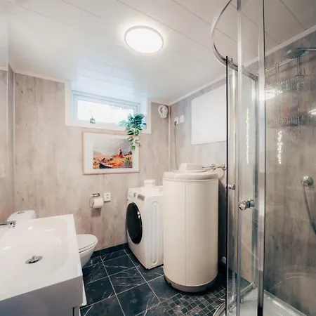 Lejlighed Sea & Aurora Views, New 1br Near Segla-hesten