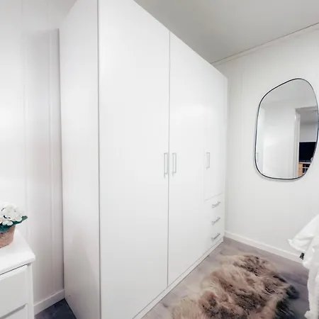 Sea & Aurora Views, New 1br Near Segla-hesten Apartmán *